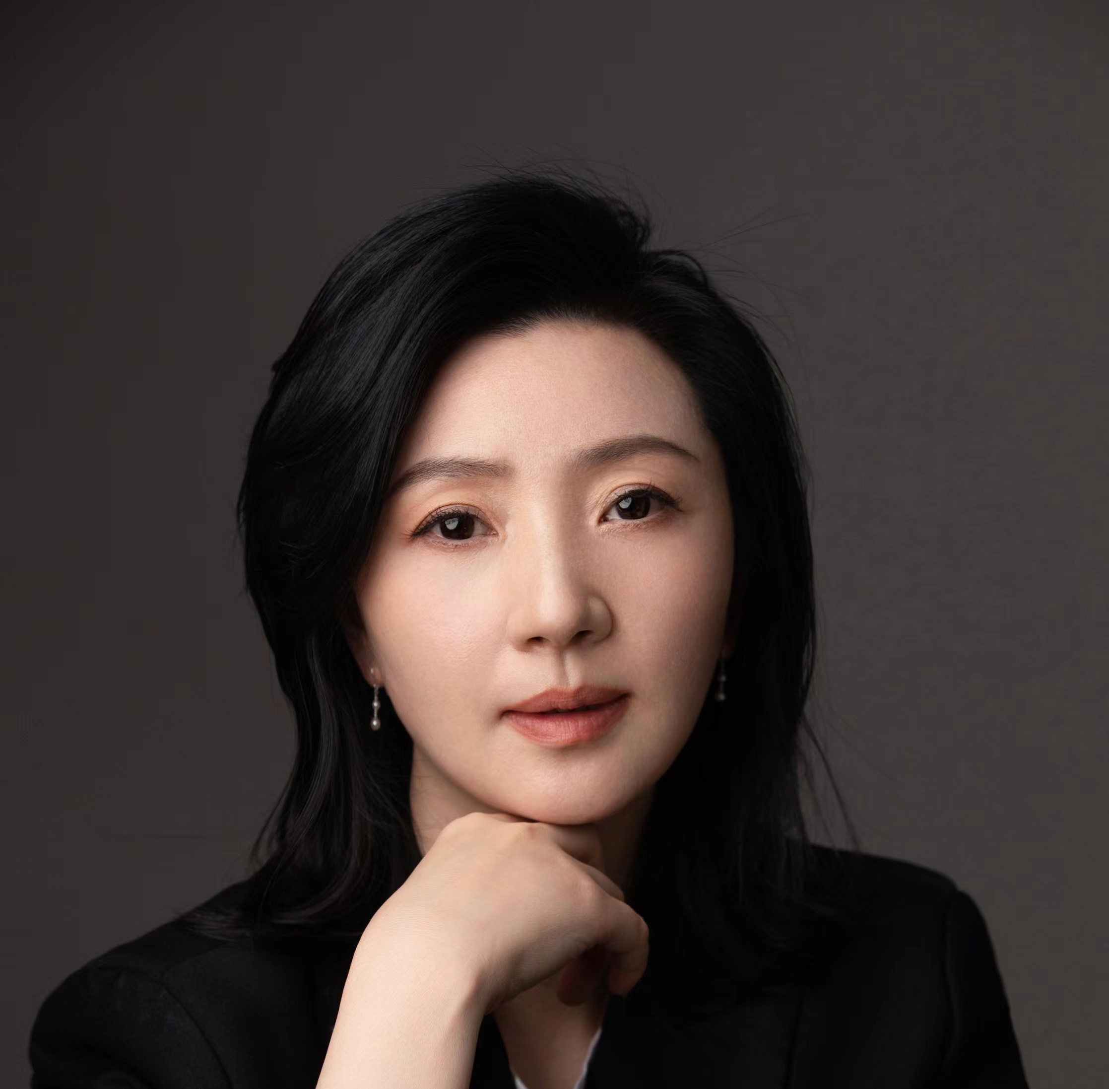 施俊.jpg